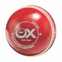 Cricket balls Match Red 2 pc 135g